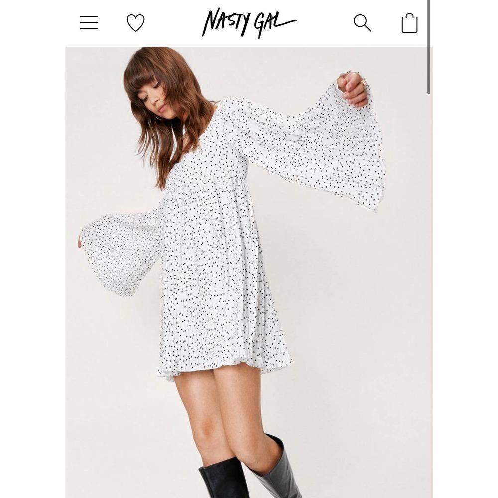 Polka Dt Sweetheart Neckline Smock Dress